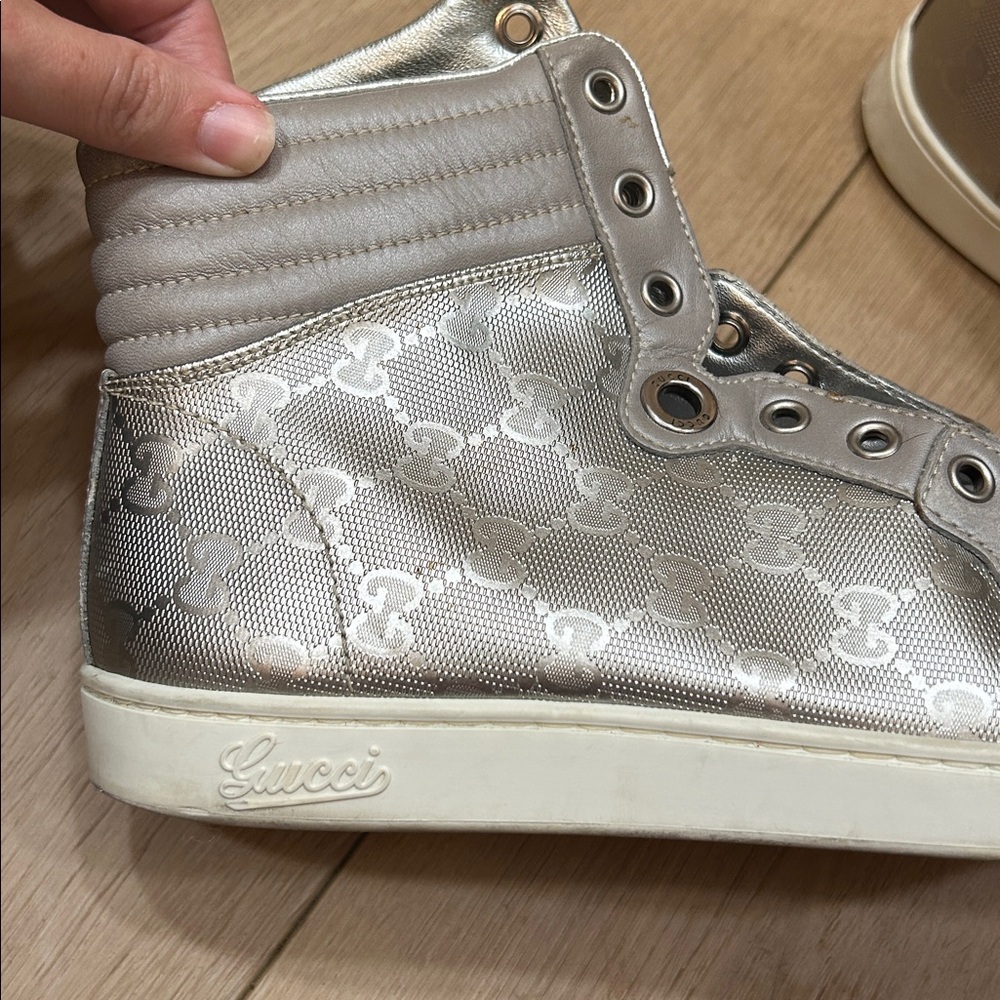 Gucci High Top Sneakers 6.5 - Picture 10 of 16